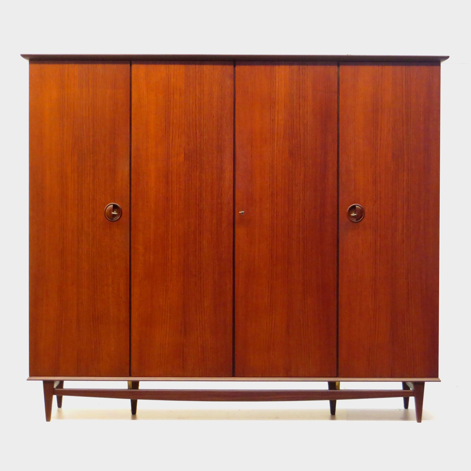Vintage teak design kledingkast Louis van Teeffelen Wébé