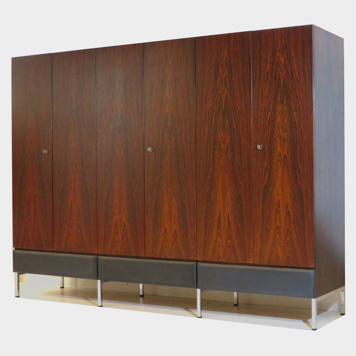 Grote vintage 6-deurs kledingkast in palissander, jaren '60