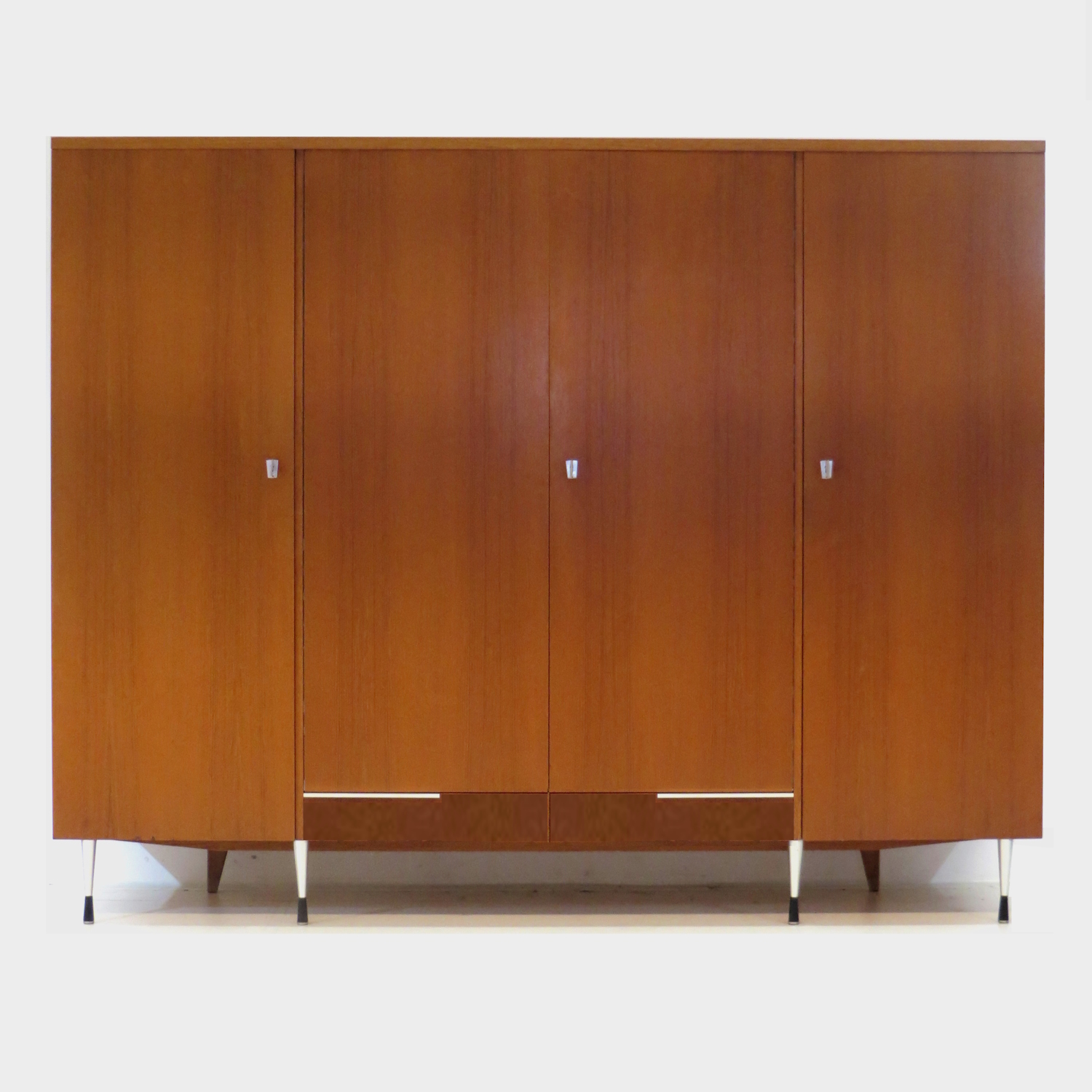 Large mid century modern Italian style wardrobe, 1960s