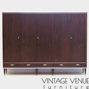 Grote vintage 5-deurs mid century design kledingkast