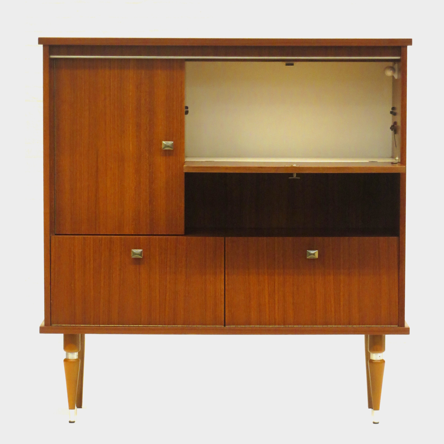Vintage mid century boekenkast highboard dressoir Vintage mid century boekenkast highboard dressoir