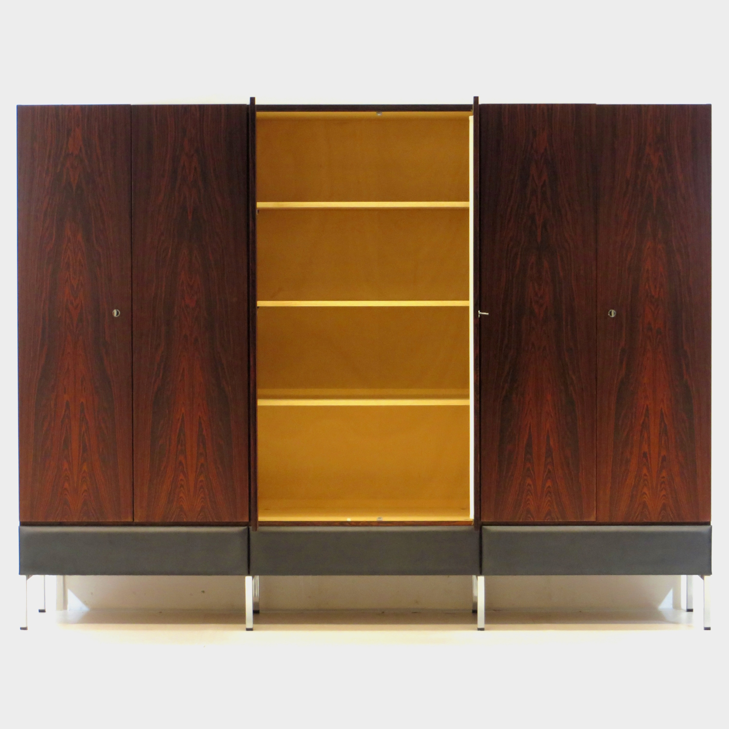 Grote vintage 6-deurs kledingkast in palissander uit de jaren 60