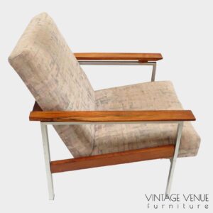 Vintage design armchair by Topform with metal frame and wooden armrests of rio rosewood rosewood