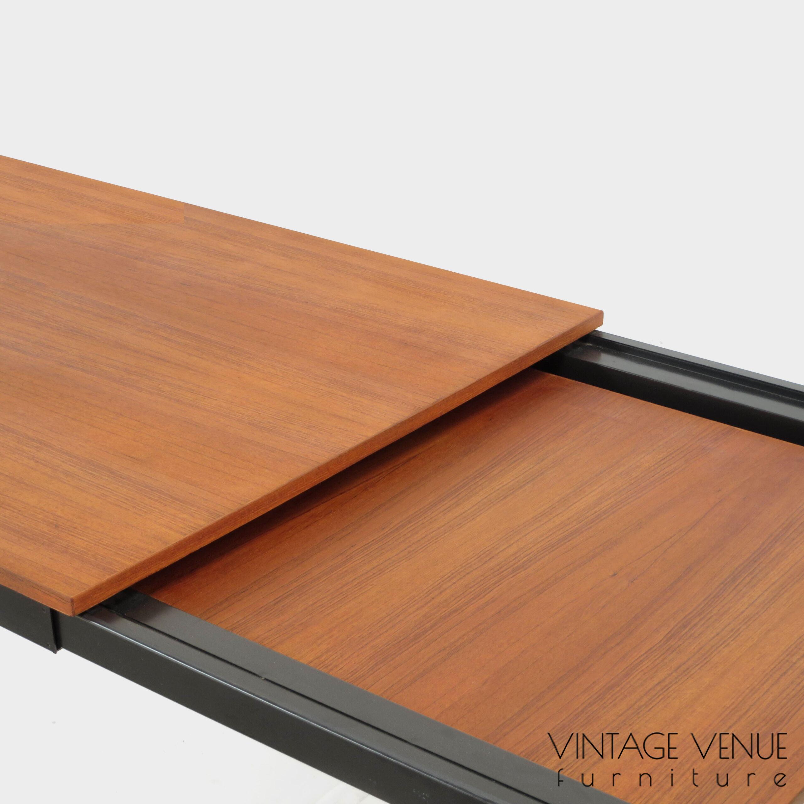 Large extendable dining table made of teak by Cees Braakman for Pastoe in the 1960s / Large extendable dining table made of teak designed by Cees Braakman for Pastoe 1960s