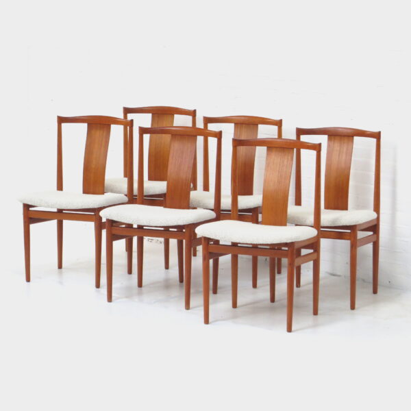 Photo of the left side of the 6 chairs