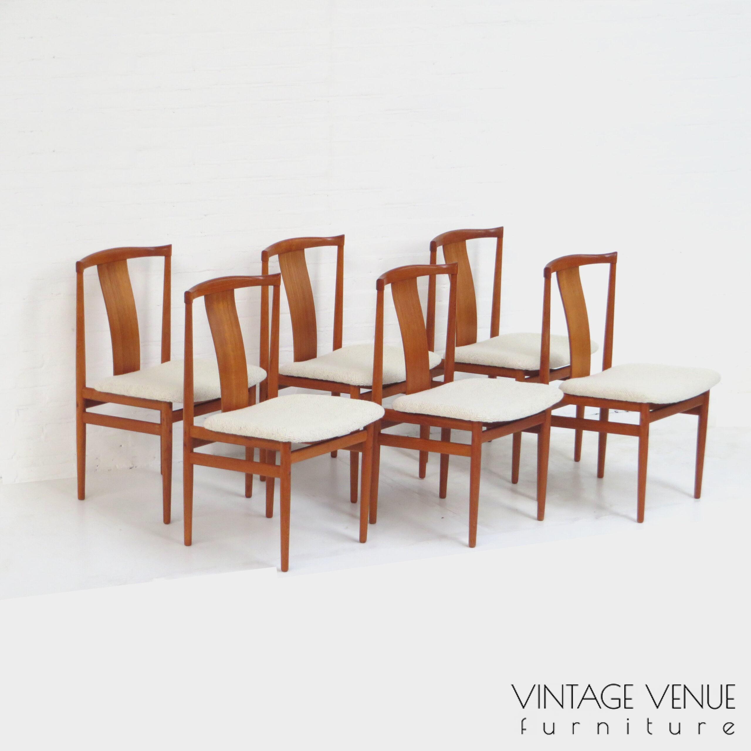 6 Vintage teakhouten Deens design eetkamerstoelen van Henning Sørensen uit de jaren '60 Set of 6 vintage mid century Danish design chairs by Henning Sørensen 1960s 6 Vintage teakhouten Deens design eetkamerstoelen van Henning Sørensen uit de jaren '60 Set of 6 vintage mid century Danish design chairs by Henning Sørensen 1960s