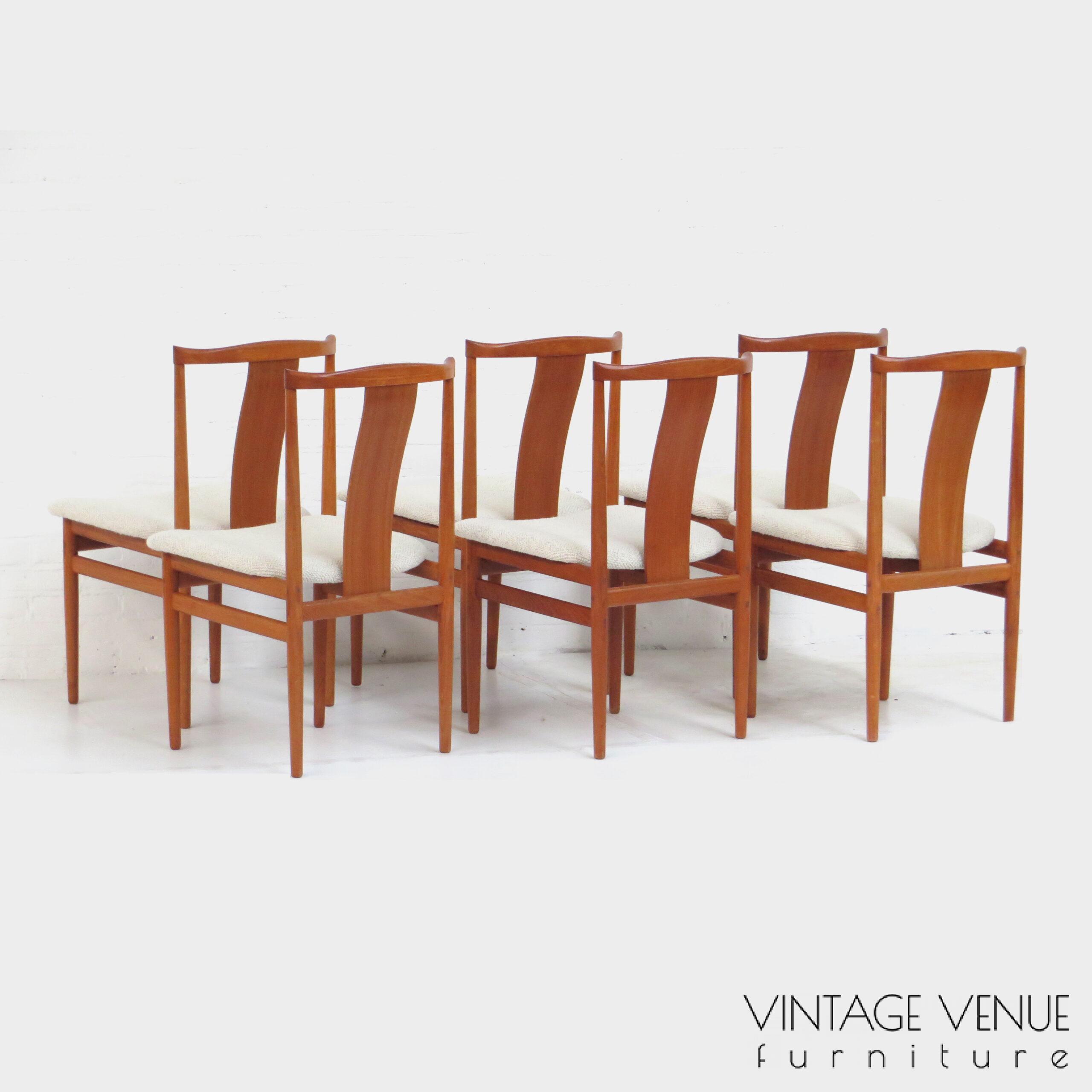 6 Vintage teakhouten Deens design eetkamerstoelen van Henning Sørensen uit de jaren '60 Set of 6 vintage mid century Danish design chairs by Henning Sørensen 1960s 6 Vintage teakhouten Deens design eetkamerstoelen van Henning Sørensen uit de jaren '60 Set of 6 vintage mid century Danish design chairs by Henning Sørensen 1960s