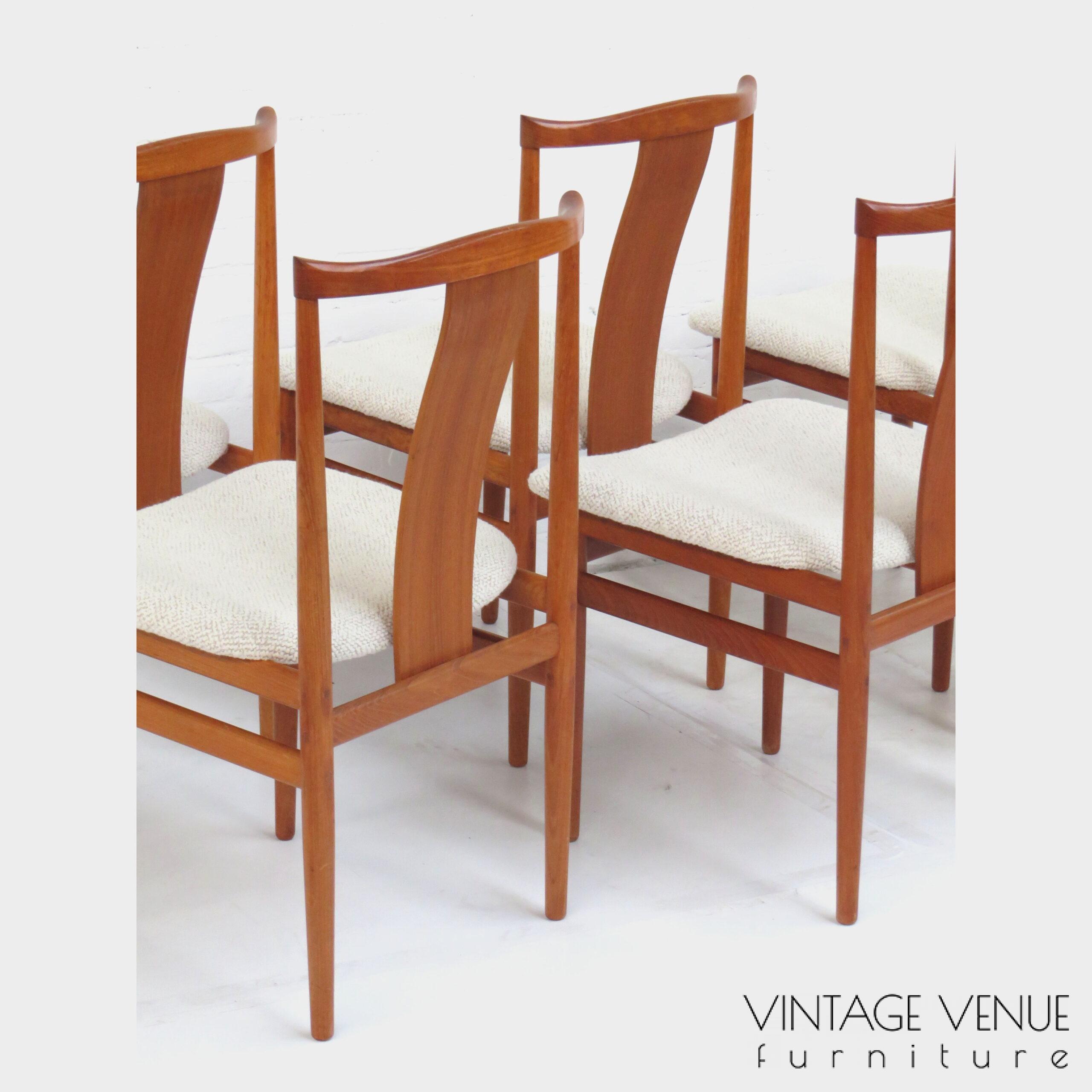 6 Vintage teakhouten Deens design eetkamerstoelen van Henning Sørensen uit de jaren '60 Set of 6 vintage mid century Danish design chairs by Henning Sørensen 1960s 6 Vintage teakhouten Deens design eetkamerstoelen van Henning Sørensen uit de jaren '60 Set of 6 vintage mid century Danish design chairs by Henning Sørensen 1960s