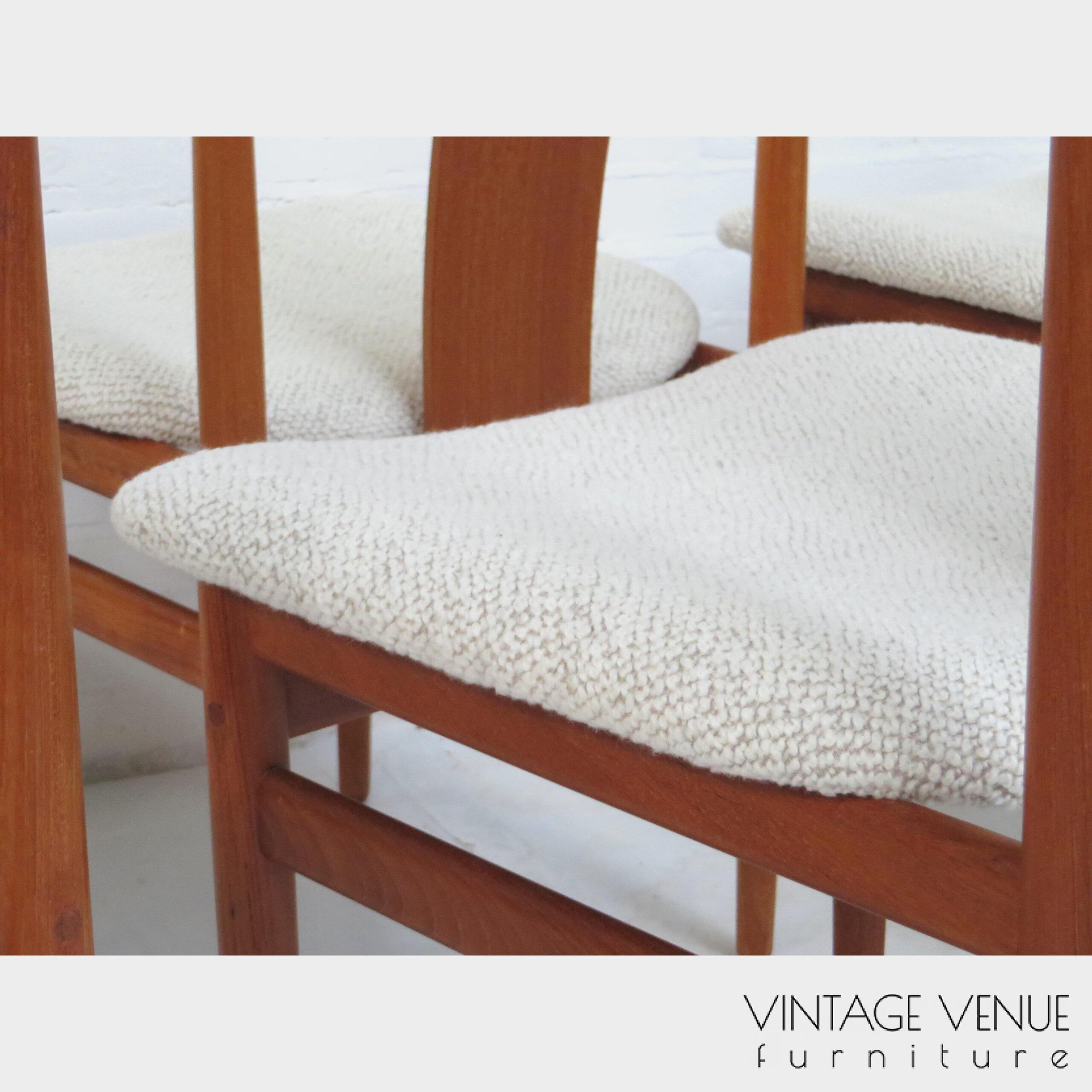 6 Vintage teakhouten Deens design eetkamerstoelen van Henning Sørensen uit de jaren '60 Set of 6 vintage mid century Danish design chairs by Henning Sørensen 1960s 6 Vintage teakhouten Deens design eetkamerstoelen van Henning Sørensen uit de jaren '60 Set of 6 vintage mid century Danish design chairs by Henning Sørensen 1960s