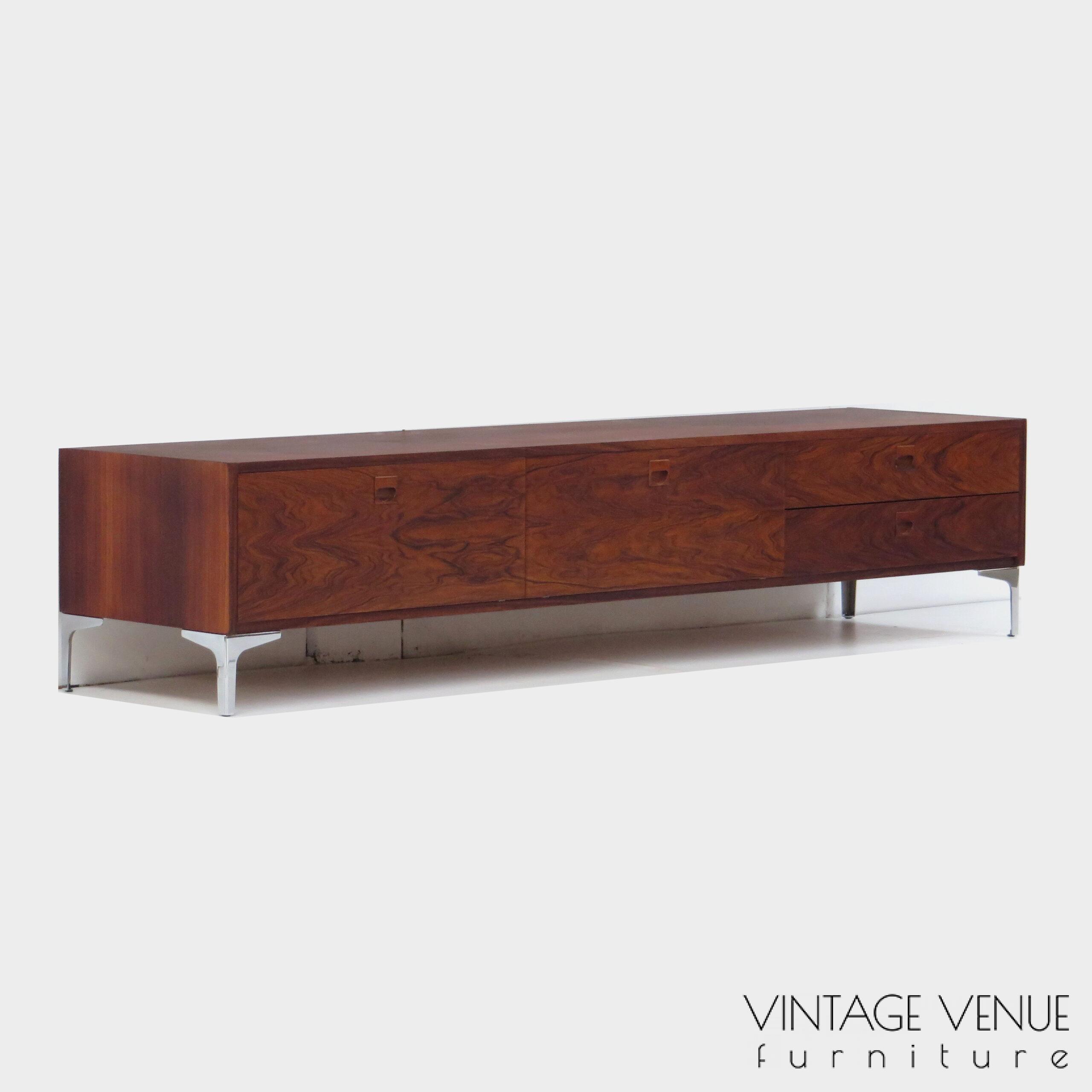 Vintage mid century lowboard sideboard made of rosewood in the 1960s Vintage palissander tv dressoir uit de jaren 60