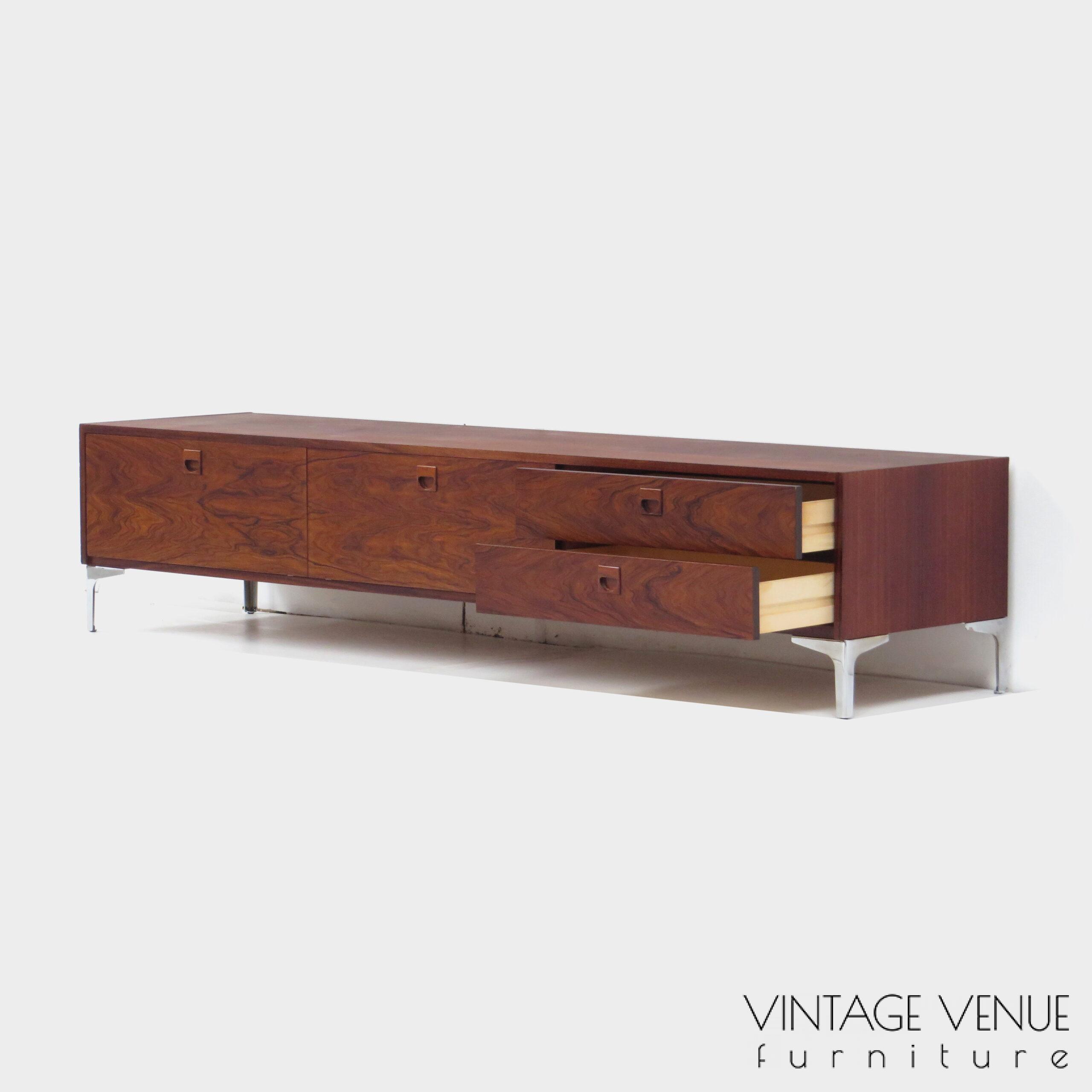Vintage mid century lowboard sideboard made of rosewood in the 1960s Vintage palissander tv dressoir uit de jaren 60