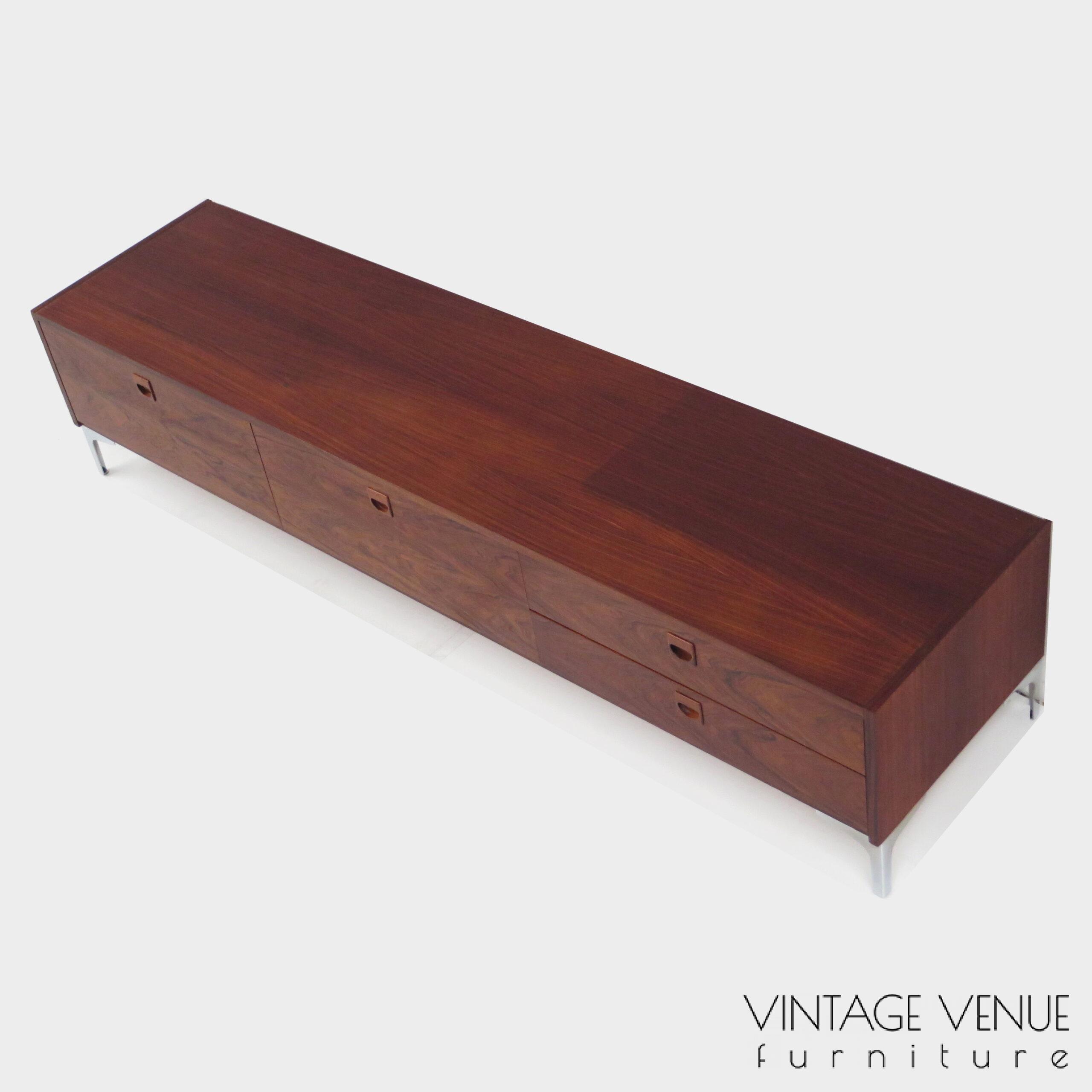 Vintage mid century lowboard sideboard made of rosewood in the 1960s Vintage palissander tv dressoir uit de jaren 60