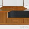 Vintage kaptafel dressoir van teak met spiegel, twee lades en klepvak met mooie handgrepen en poten, jaren 50 60.