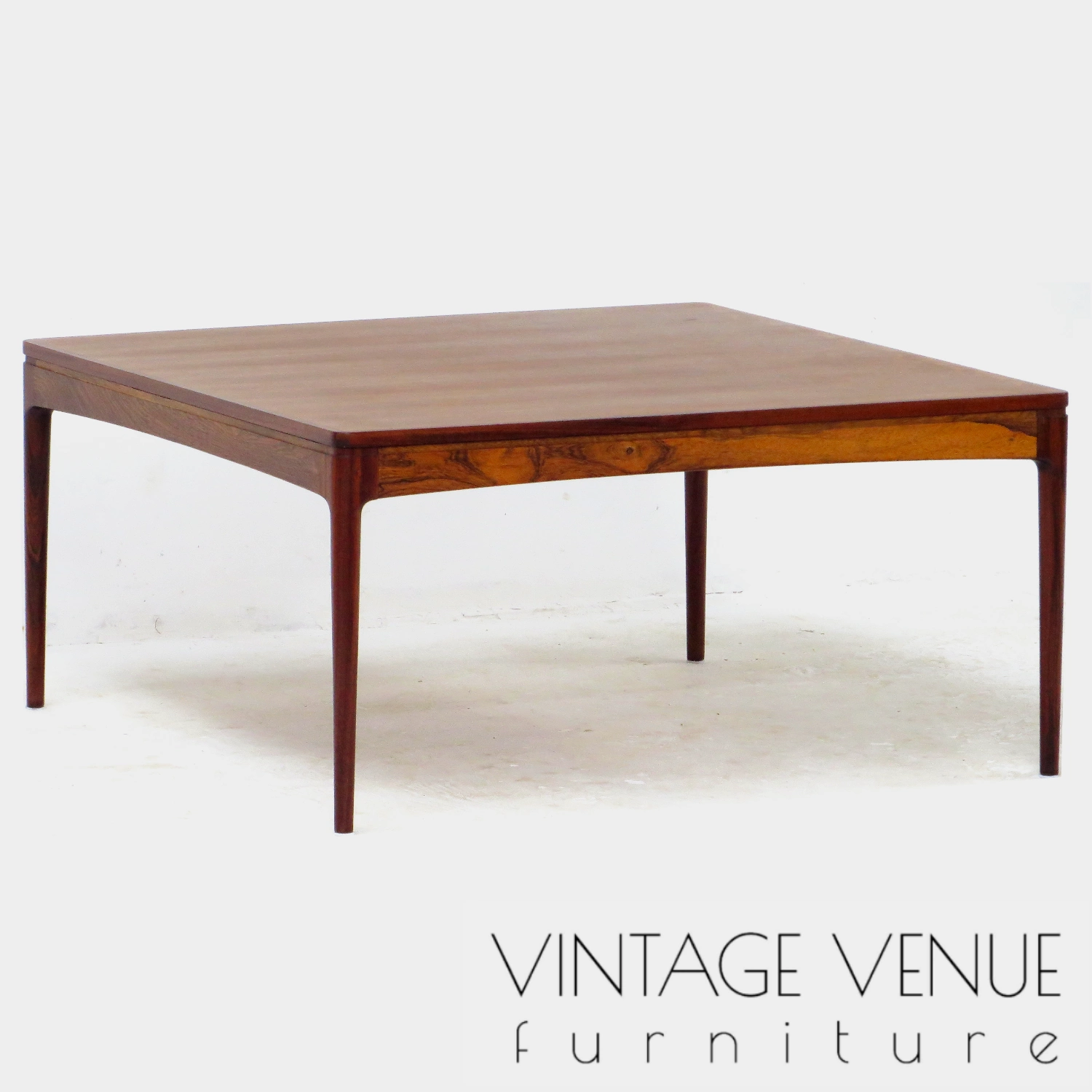Jaren 60 palissander salontafel / rosewood palisander sofa coffee table by Ole Wanscher for AJ Iversen.