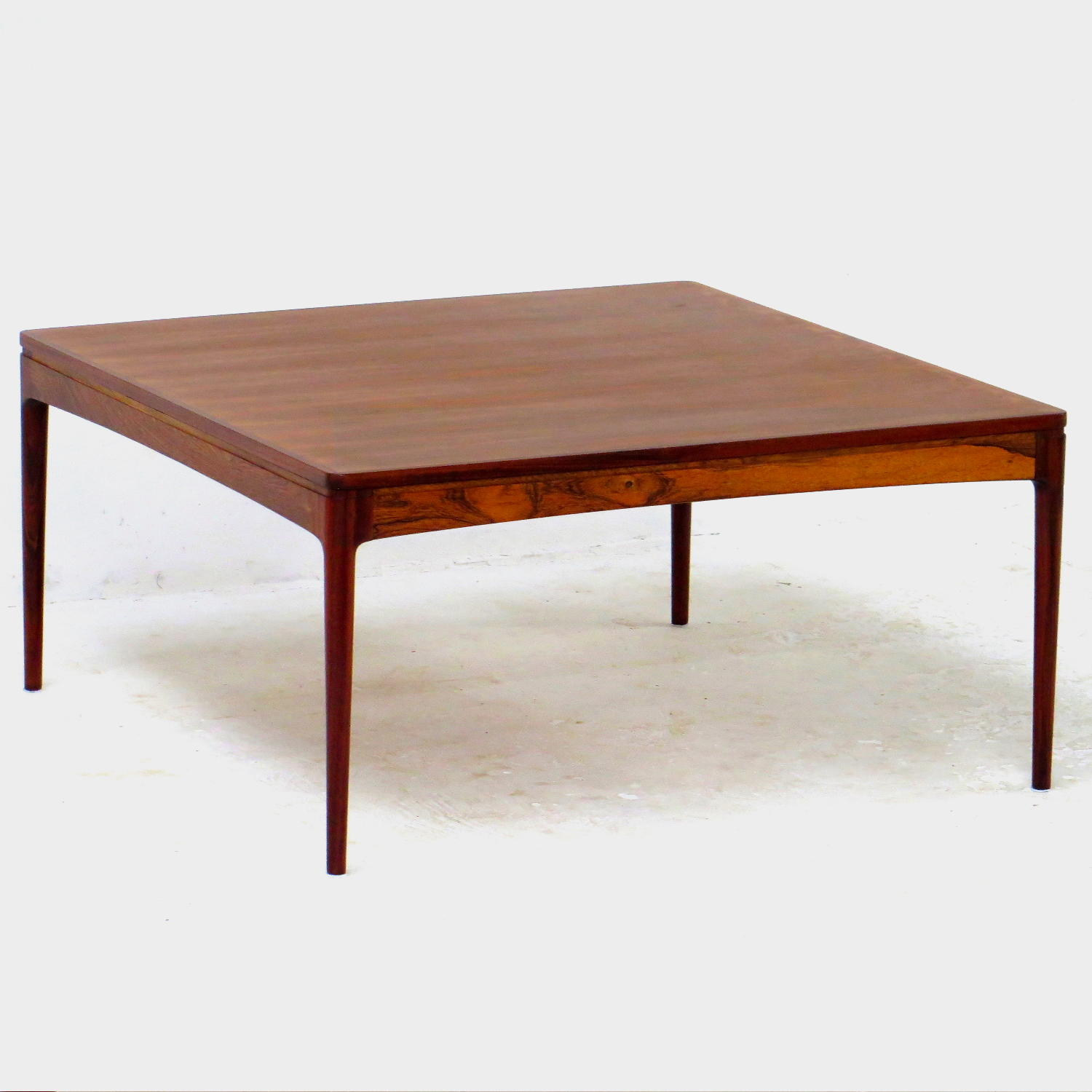 Jaren 60 palissander salontafel / rosewood palisander sofa coffee table by Ole Wanscher for AJ Iversen