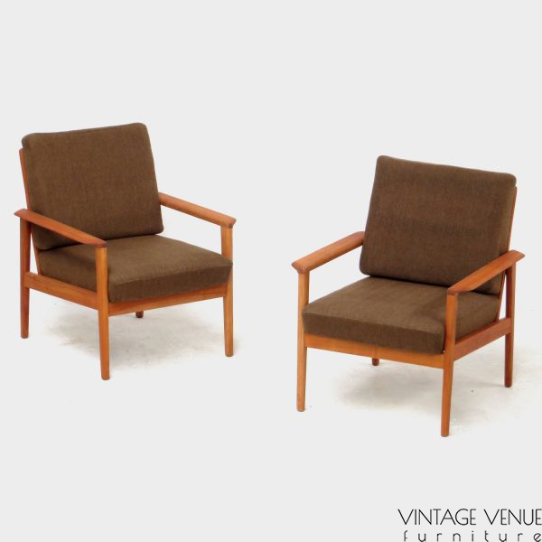 Set of two mid century modern lounge armchairs made of cherry wood in the 1960s